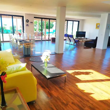 Casa Zoe * 阿罗纳